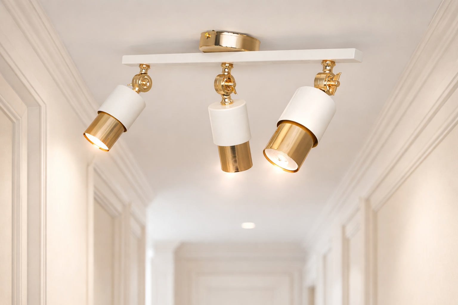 Lotus 3'lü Dekoratif Gold Kaplama & Krem Modern Avize & Aplik (GÜNIŞIĞI LED AMPULLER DAHİLDİR...)